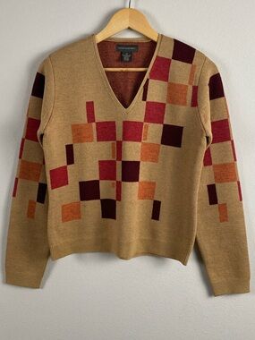 Banana Republic Merino Wool Long Sleeve V Neck Sweater | Geometric Pattern